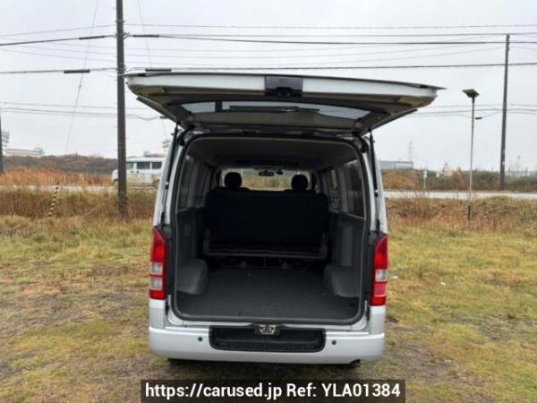 Used 2005 AT toyota regiusace-van KDH205V Image[6]