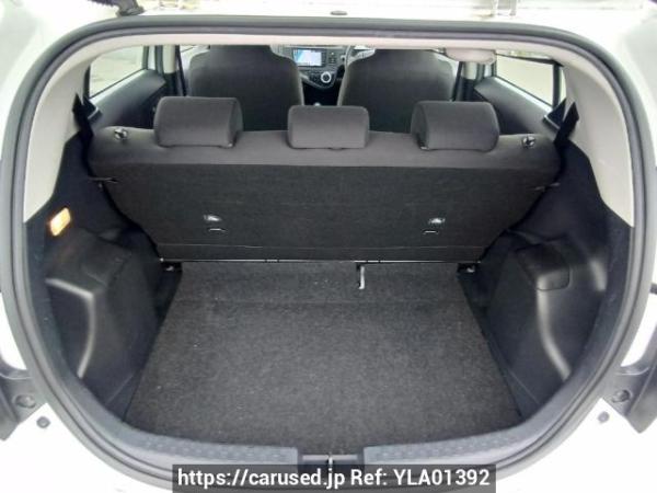 Used 2018 AT toyota aqua NHP10 Image[8]