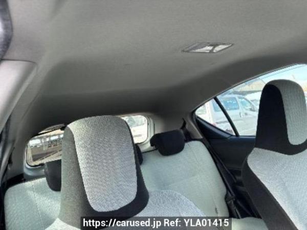 Used 2017 AT toyota aqua NHP10 Image[16]