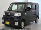 Toyota Pixis Mega LA700A