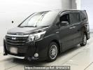 Toyota Noah ZWR80W
