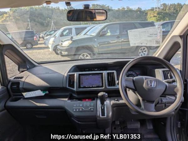 Used 2011 AT honda step-wgn RK1 Image[14]