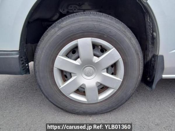 Used 2005 AT toyota regiusace-van KDH205V Image[27]