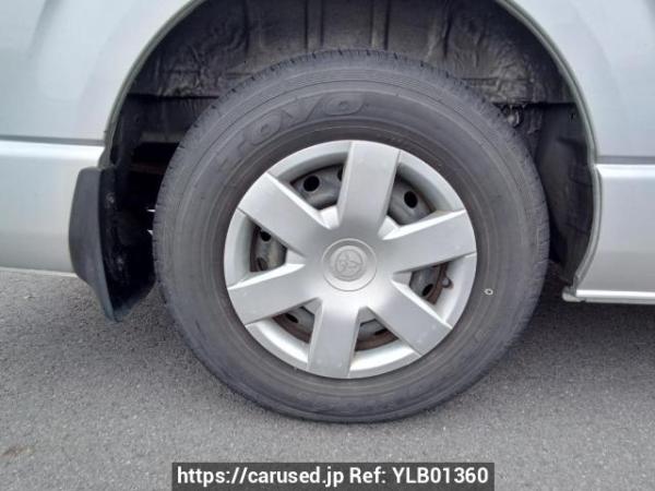 Used 2005 AT toyota regiusace-van KDH205V Image[28]
