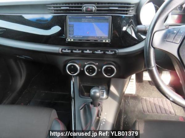 Used 2013 AT alfa-romeo giulietta 940141 Image[17]