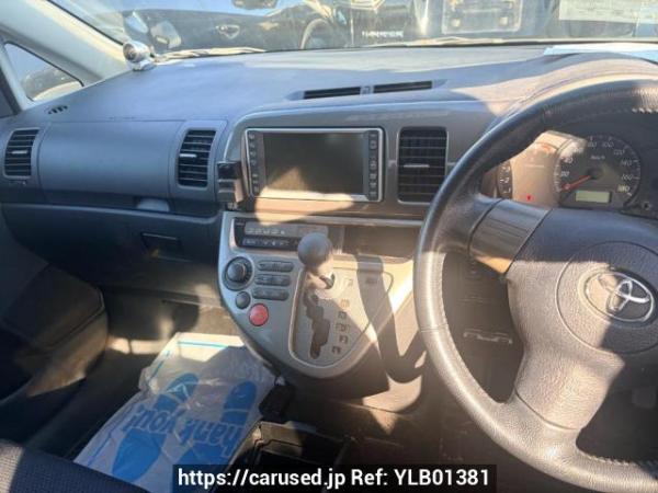 Used 2003 AT toyota wish ZNE10G Image[9]