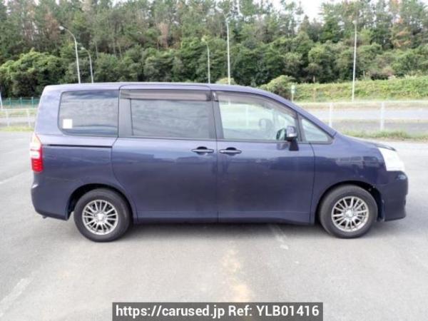 Used 2010 AT toyota noah ZRR70G Image[7]