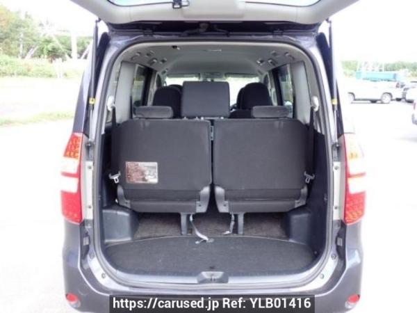 Used 2010 AT toyota noah ZRR70G Image[8]