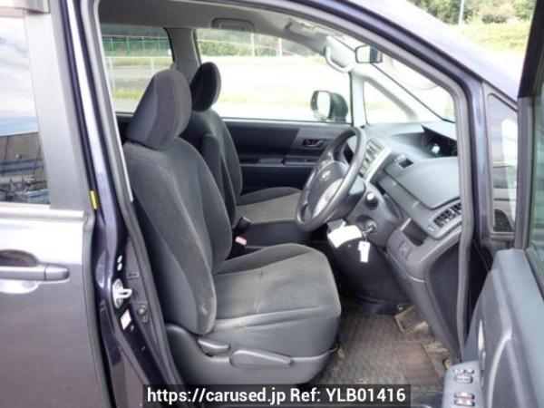 Used 2010 AT toyota noah ZRR70G Image[12]