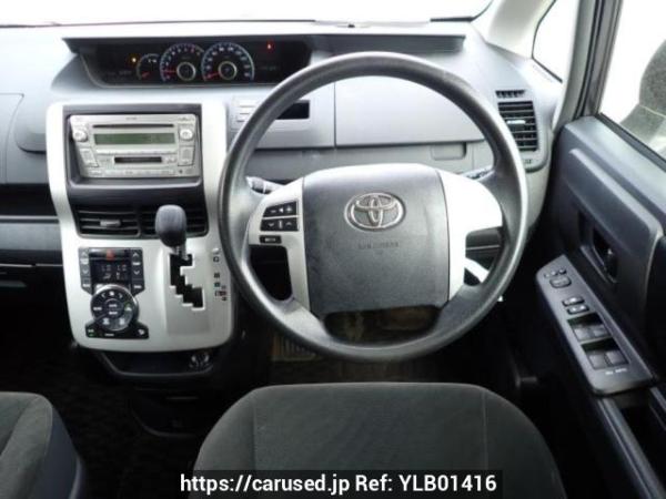 Used 2010 AT toyota noah ZRR70G Image[20]