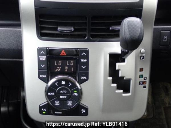 Used 2010 AT toyota noah ZRR70G Image[22]