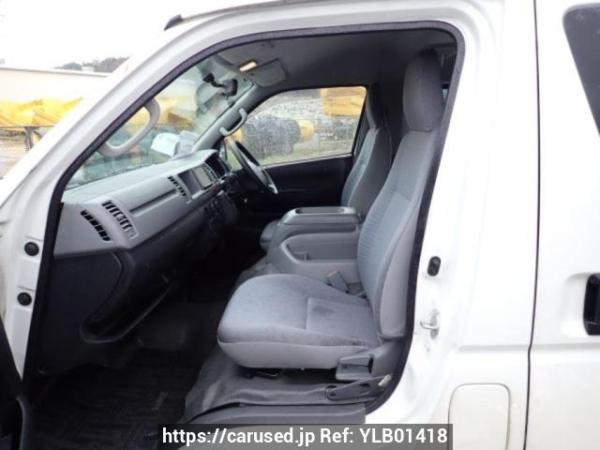 Used 2010 AT toyota hiace-wagon TRH214W Image[12]