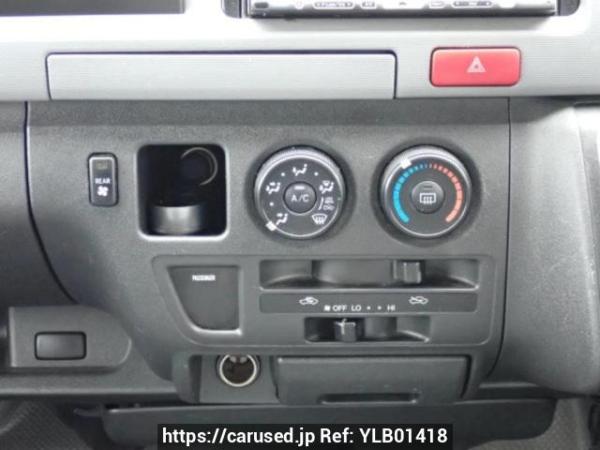 Used 2010 AT toyota hiace-wagon TRH214W Image[24]