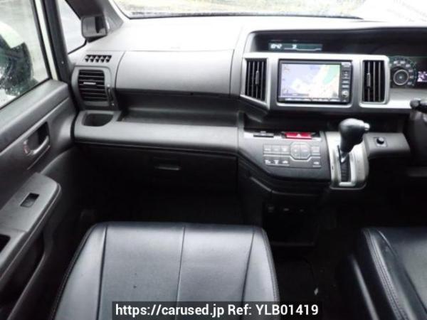 Used 2011 AT honda step-wgn RK1 Image[19]