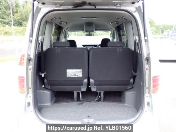Used 2007 AT toyota noah ZRR75W Image[8]