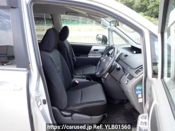 Used 2007 AT toyota noah ZRR75W Image[12]