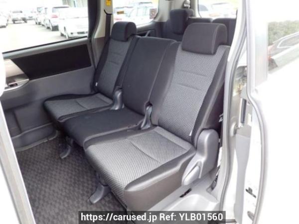 Used 2007 AT toyota noah ZRR75W Image[15]