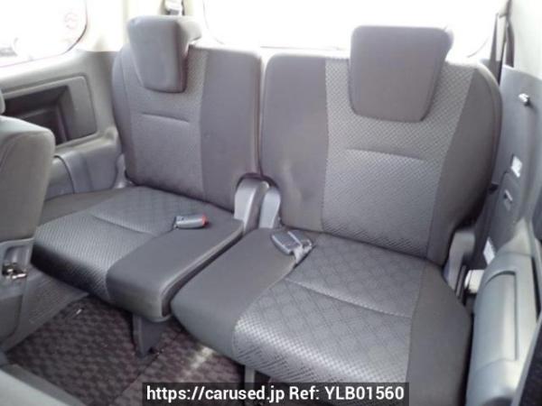 Used 2007 AT toyota noah ZRR75W Image[16]