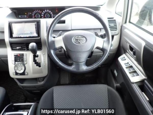 Used 2007 AT toyota noah ZRR75W Image[20]