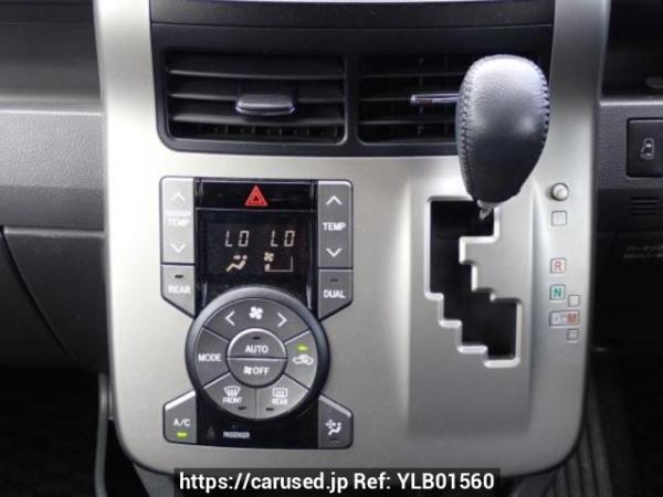 Used 2007 AT toyota noah ZRR75W Image[22]