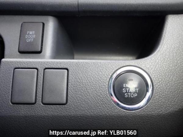 Used 2007 AT toyota noah ZRR75W Image[26]