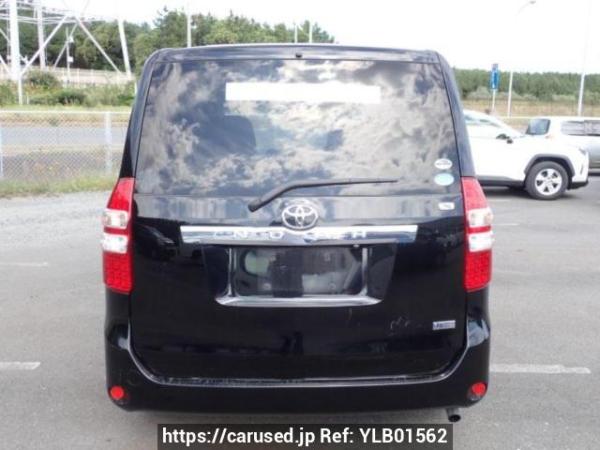 Used 2010 AT toyota noah ZRR70G Image[5]