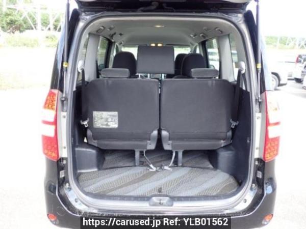 Used 2010 AT toyota noah ZRR70G Image[8]