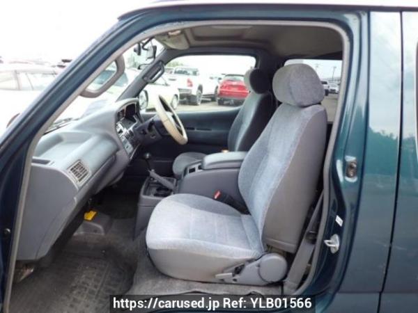 Used 2003 AT toyota hiace-van RZH112V Image[13]