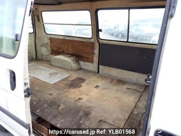 Used 2003 AT toyota hiace-van TRH112V Image[14]