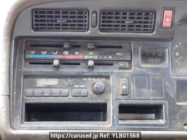 Used 2003 AT toyota hiace-van TRH112V Image[20]