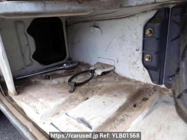 Used 2003 AT toyota hiace-van TRH112V Image[36]