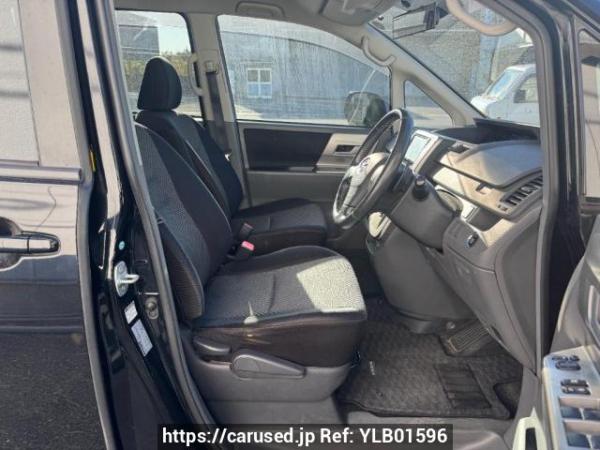 Used 2008 AT toyota noah ZRR70W Image[9]