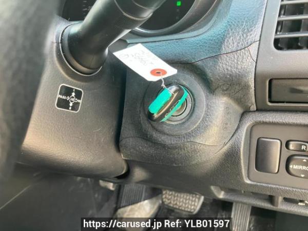 Used 2005 AT toyota harrier ACU30W Image[15]