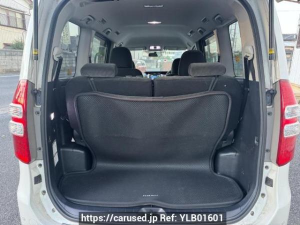 Used 2011 AT toyota noah ZRR70G Image[6]