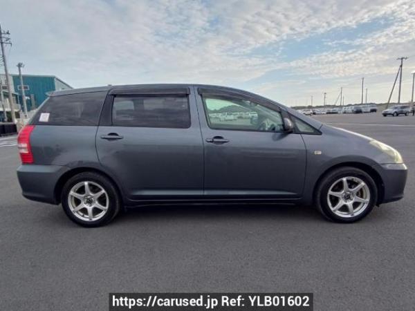 Used 2004 AT toyota wish ANE10G Image[7]