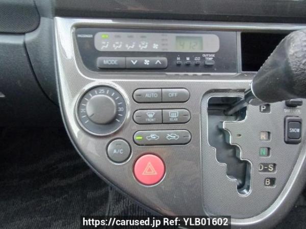 Used 2004 AT toyota wish ANE10G Image[22]