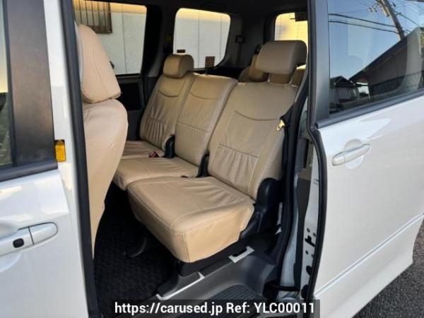 Used 2007 AT toyota noah ZRR70W Image[12]