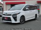 Toyota Voxy ZRR85W