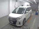 Toyota Noah ZWR80W