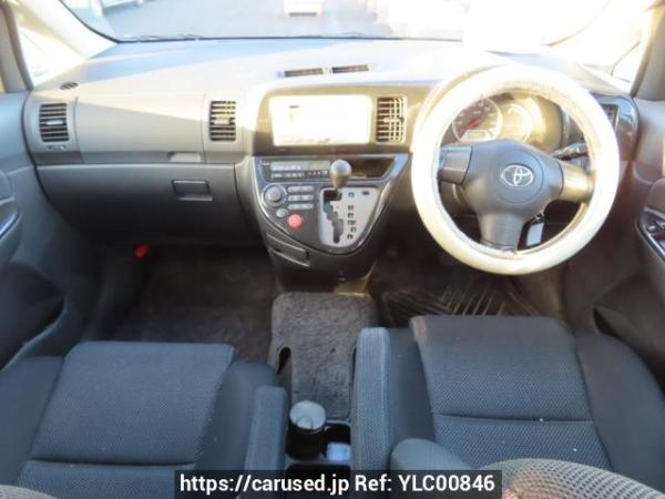 Used 2004 AT toyota wish ZNE14G Image[21]