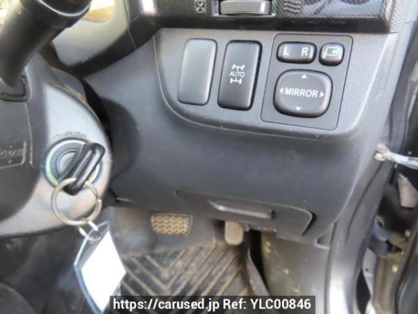 Used 2004 AT toyota wish ZNE14G Image[30]