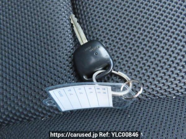 Used 2004 AT toyota wish ZNE14G Image[32]