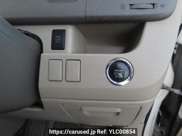 Used 2011 AT toyota noah ZRR70G Image[27]