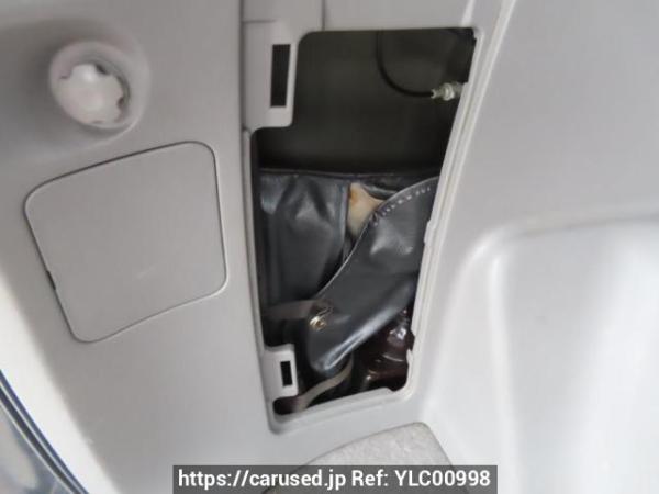 Used 2002 AT toyota hilux-surf RZN215W Image[44]