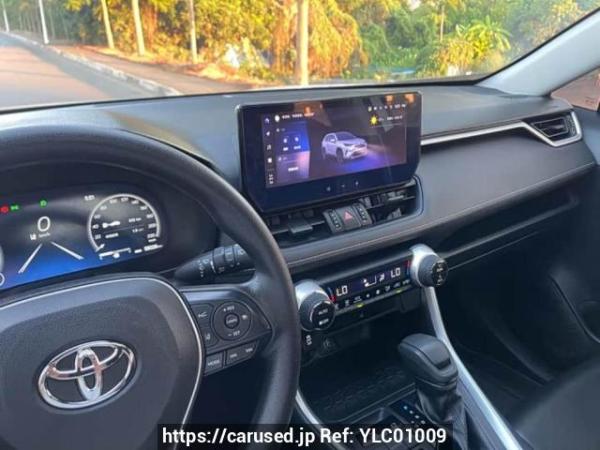 Used 2024 AT toyota rav4 CA64662GHEV Image[9]