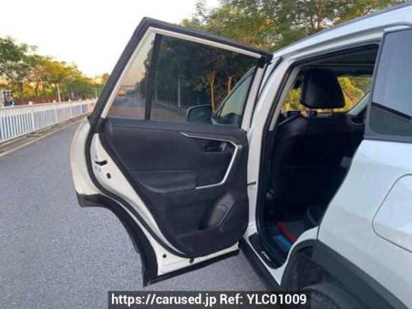 Used 2024 AT toyota rav4 CA64662GHEV Image[28]