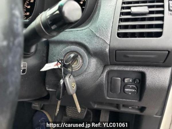 Used 2005 AT toyota harrier ACU30W Image[25]