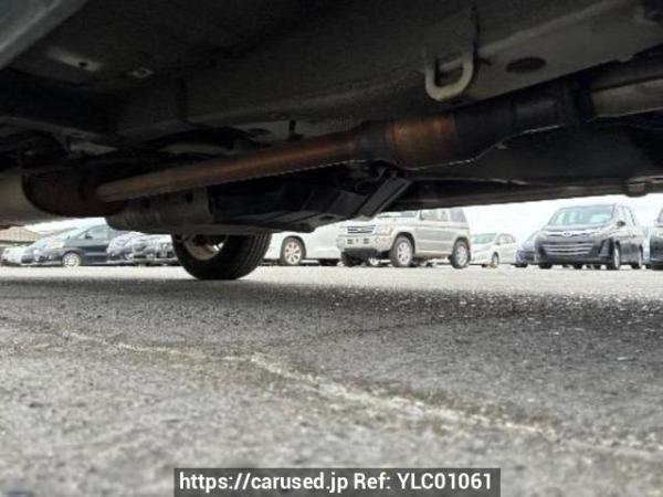 Used 2005 AT toyota harrier ACU30W Image[33]