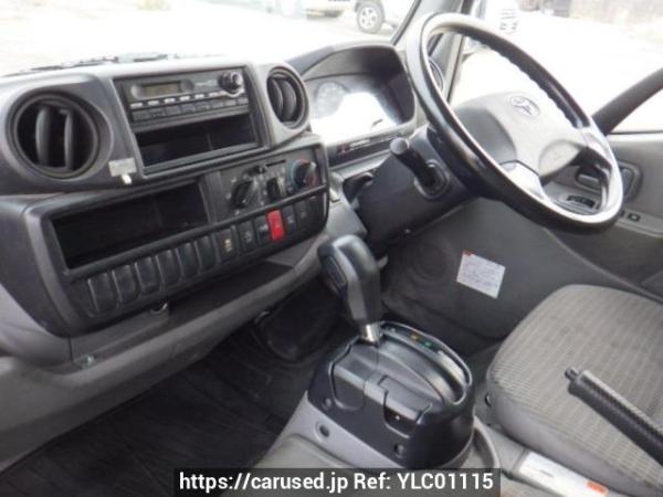 Used 2016 AT toyota dyna-route-van XZC605V Image[13]