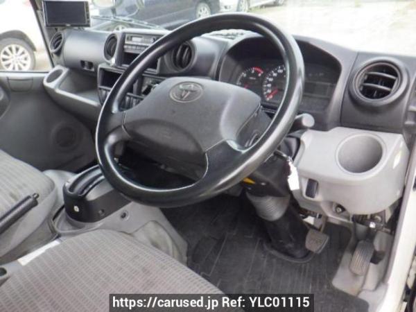 Used 2016 AT toyota dyna-route-van XZC605V Image[16]